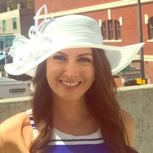 Adorable White Derby/Sun Hat
